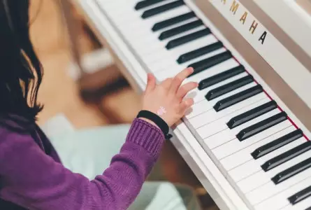 معرفی 10 برند برتر پیانو آکوستیک | برترین پیانو های آکوستیک